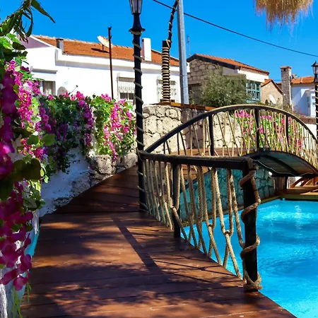 B House Alacati Hotel *